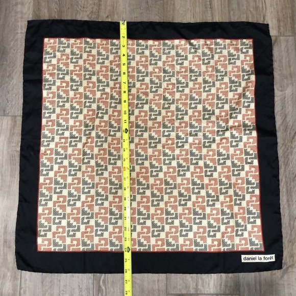 Vintage DANIEL LA FORÊT 100% Silk Scarf - Picture 6 of 7